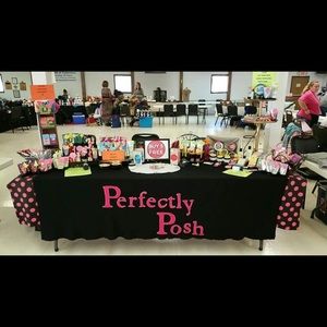 Perfectly Posh Vendor Event Table Cover